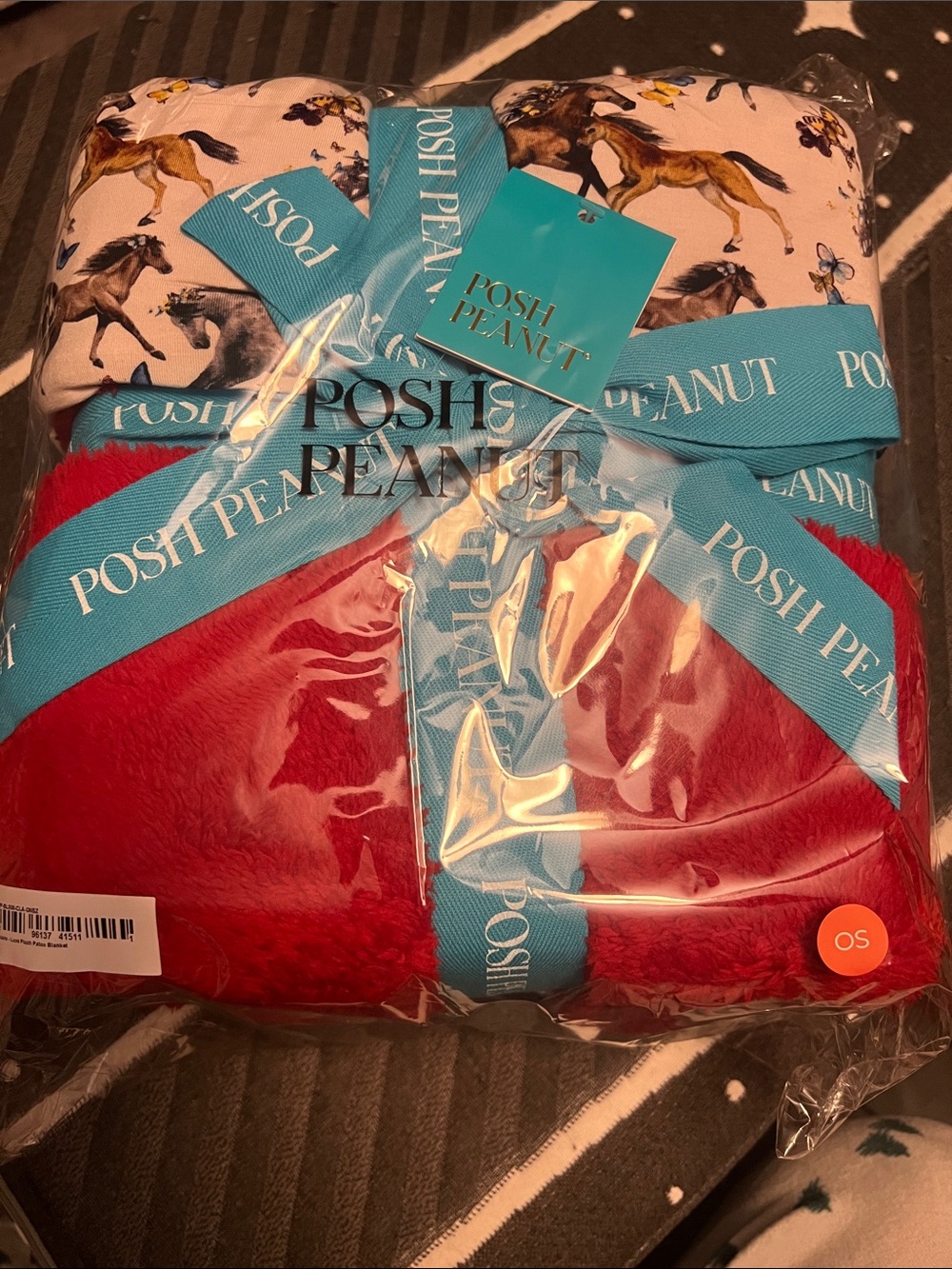 Posh Peanut Claire Luxe Plush Patoo Blanket